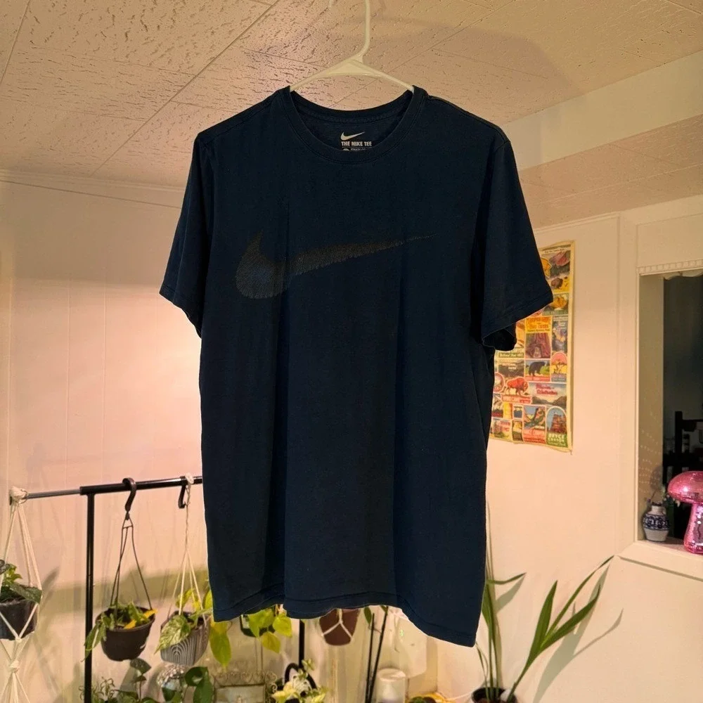 Nike‎ T-Shirt Blue Swoosh Logo Graphic Tee Casual Activewear Top size M